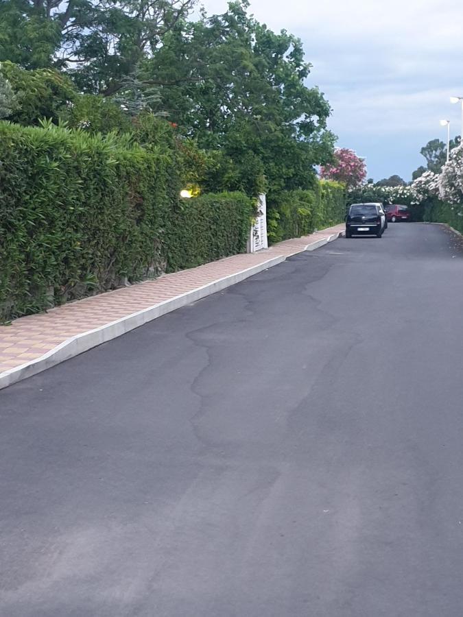 Resort ' Njulella Migliarello Kültér fotó